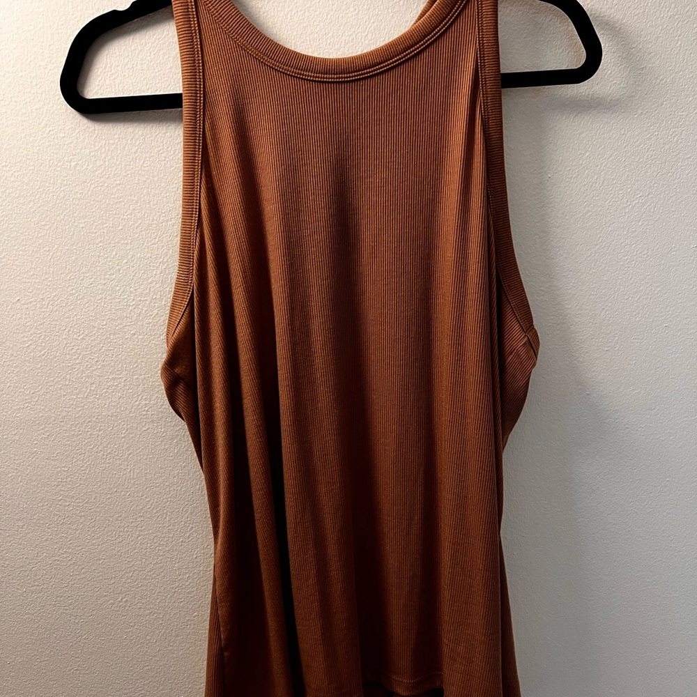 Go-dry Ultralite Elegant Sleeveless Tan Top
